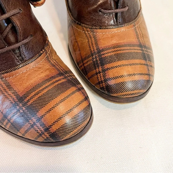 Kendo Tartan Heeled Ankle Boots - Picture 10 of 16